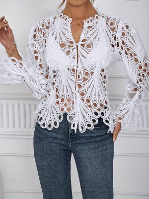 Stilla | Blondebluse Langærmet V-hals Knaplukning Elegante Transparent Design Rabat