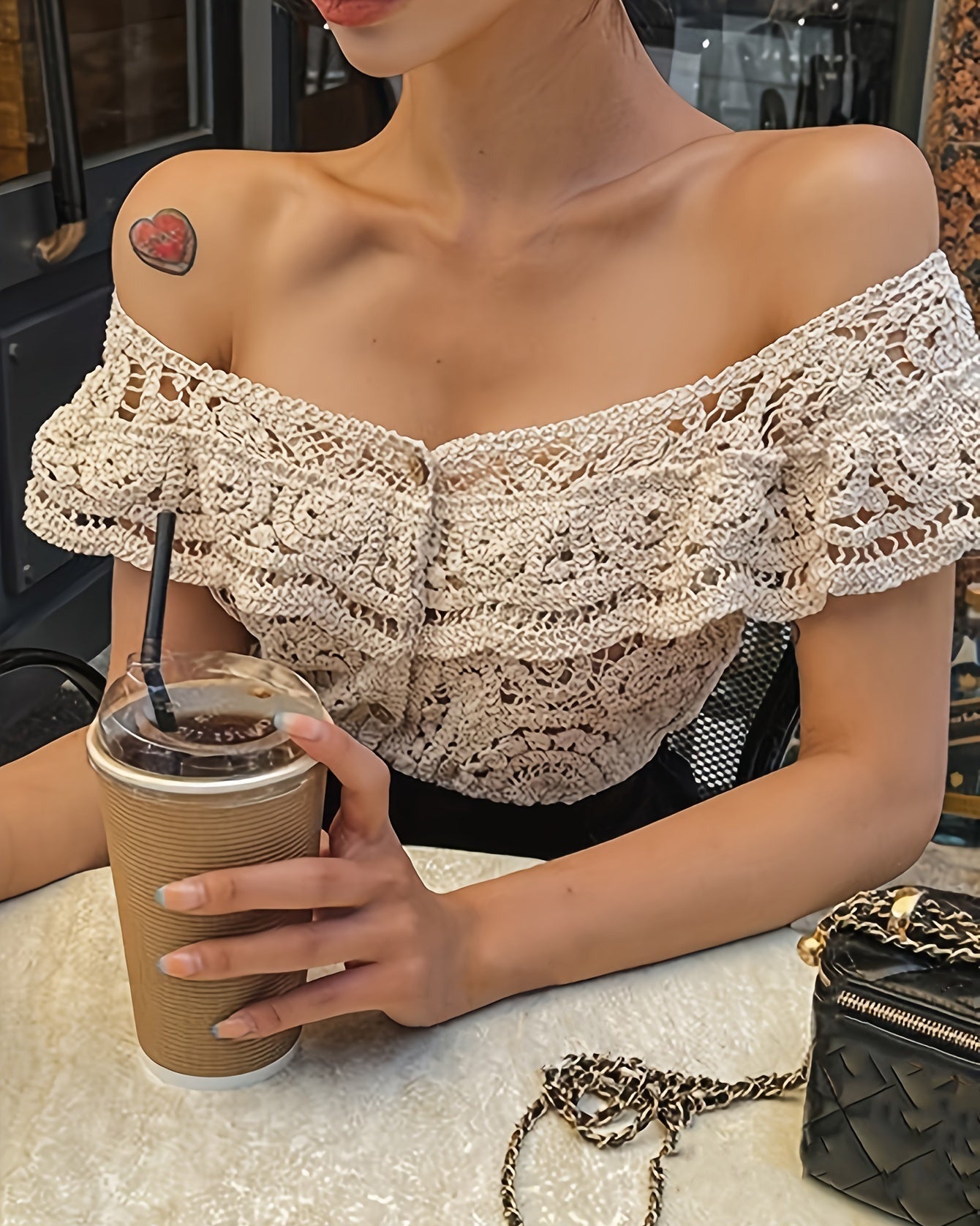 Stilla | Elegant Boho Bluse Med Knaplukning