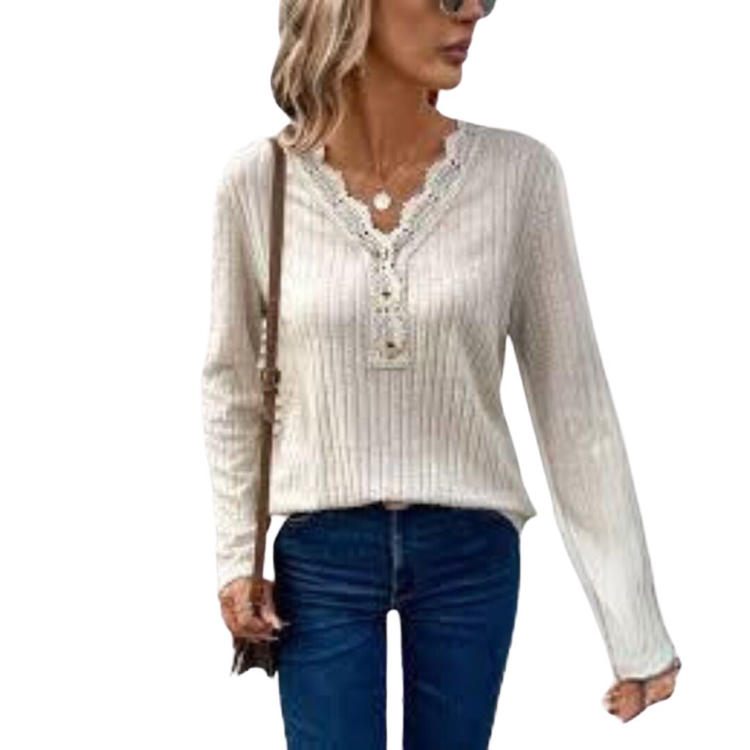 Stilla | Ribstrikket Henley med Blondestof Detaljer