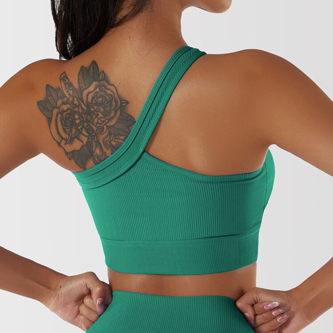 Stilla | Asymmetrisk Ribbet Crop Top Levere