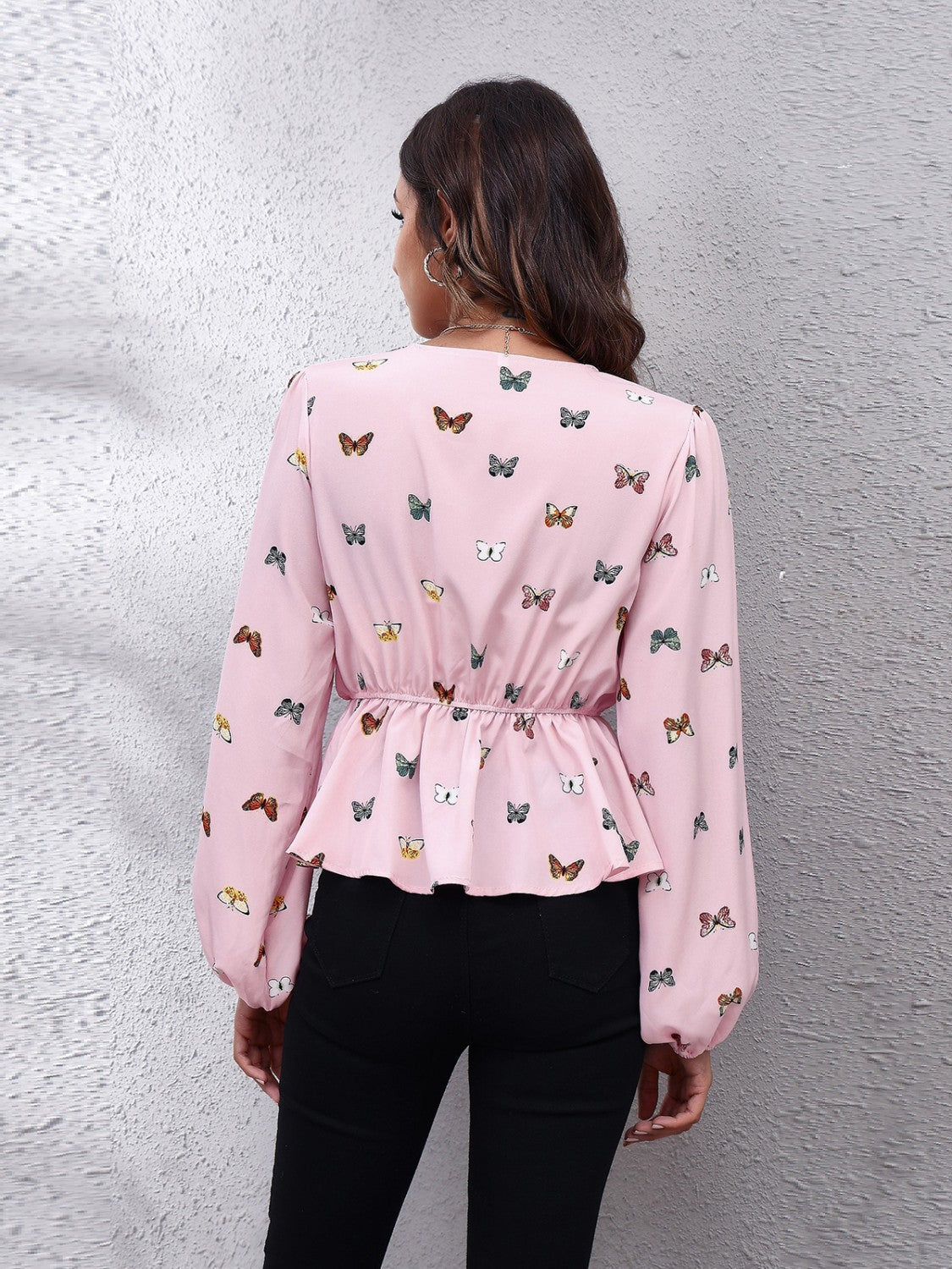 Stilla | Sommerfugl V-udskæring Ballonærme Peplum Bluse Mode