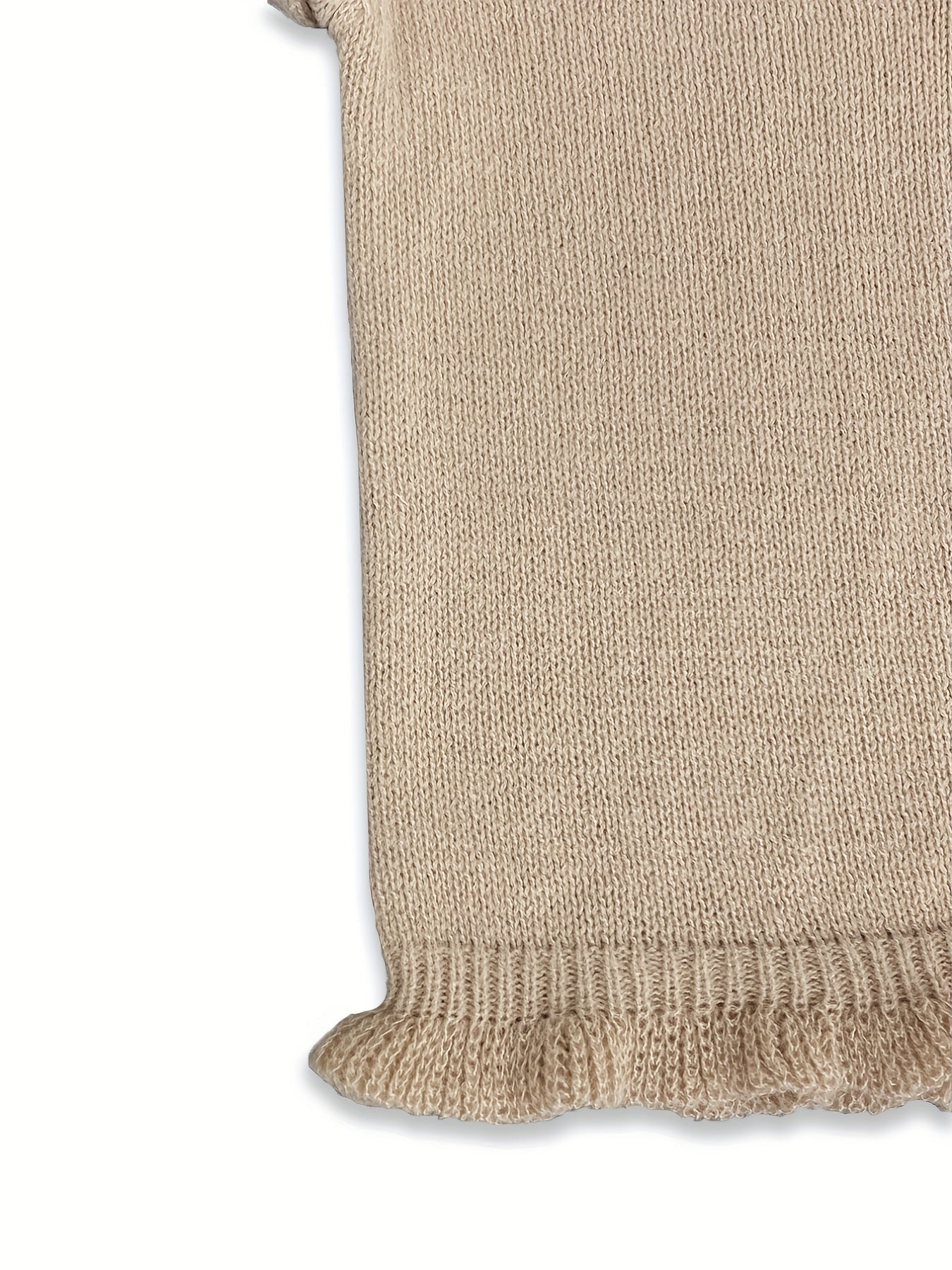 Stilla | V-hals sweater med flæser i bunden med knapper Rabat