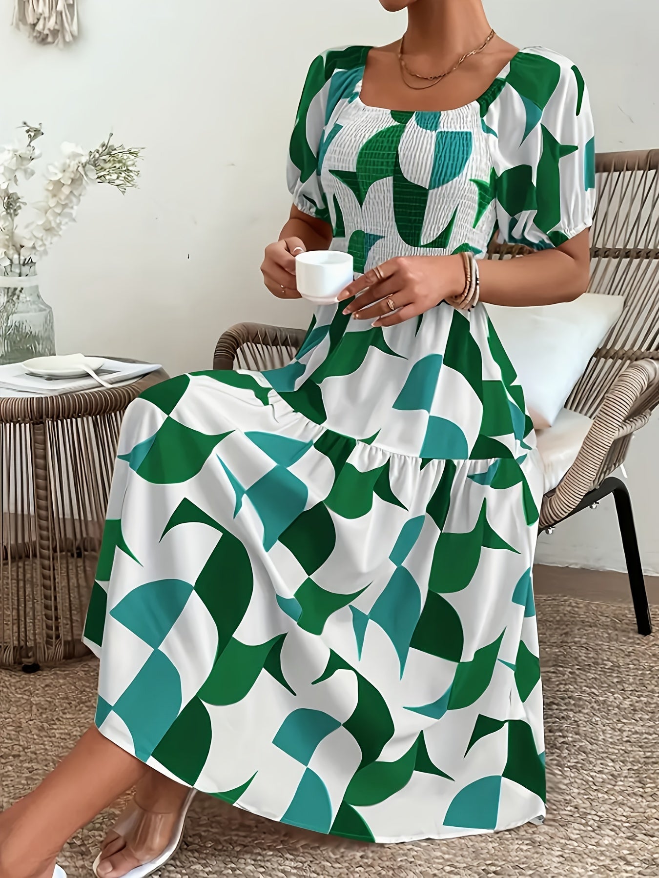 Stilla | Elegant Off Shoulder Kjole Med Flæse Grøn Forår Sommer