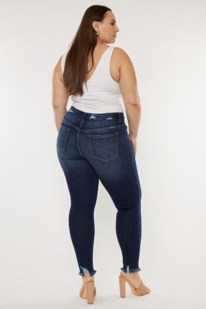 Stilla | Full Size Cat's Whiskers Raw Hem High Waist Jeans
