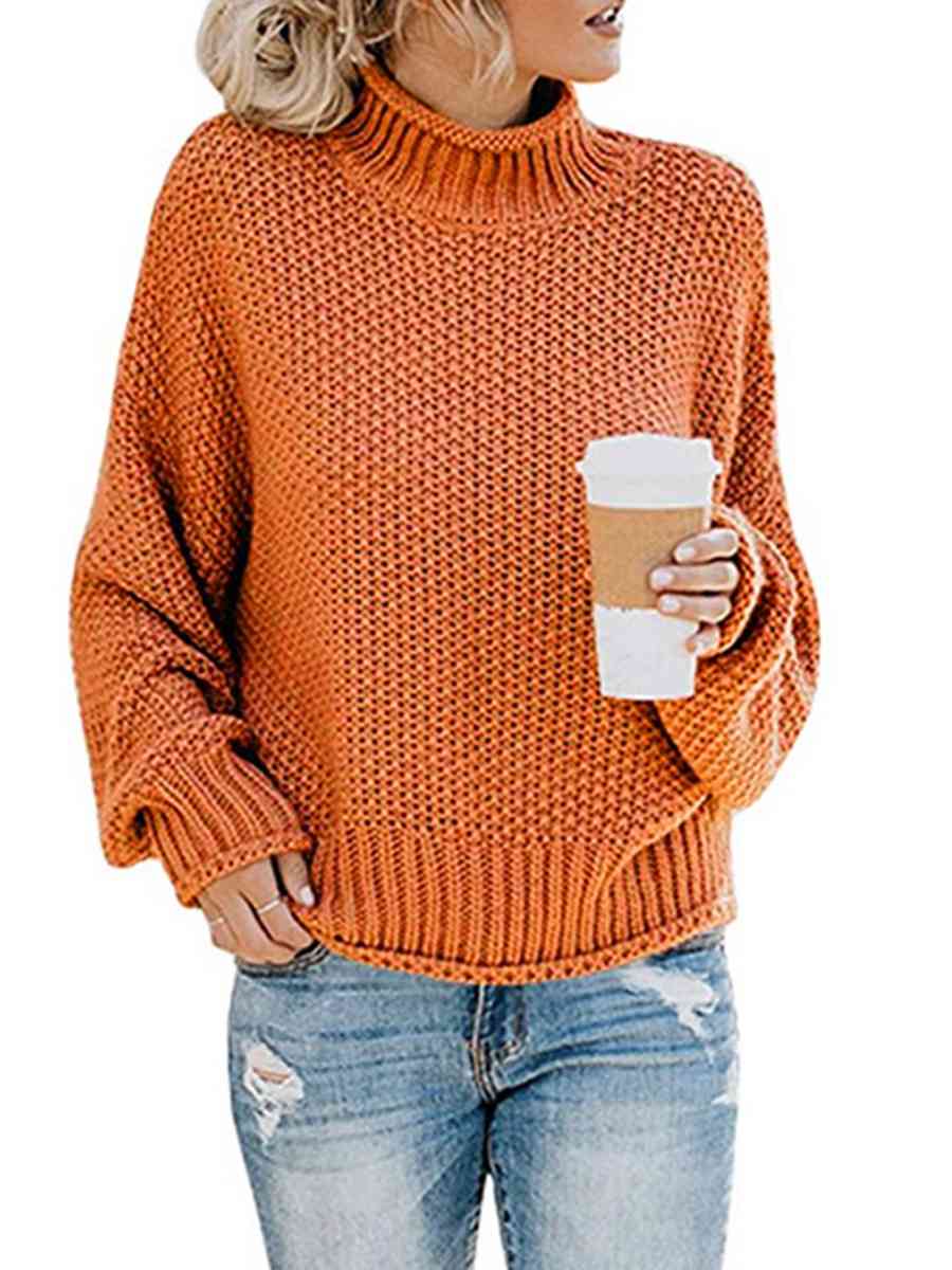 Stilla | Figurvenlig strikbluse med elegance