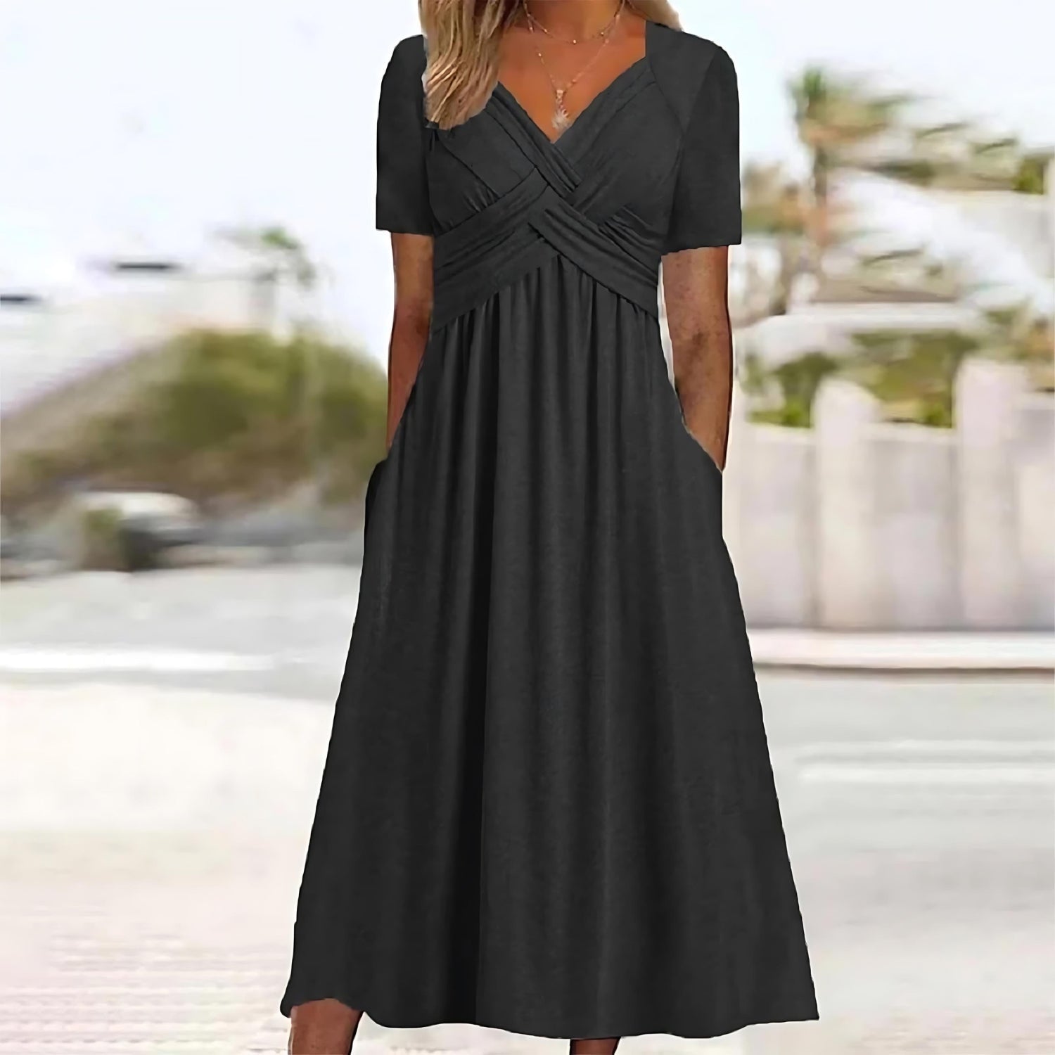Stilla | Midi Elegante kjole med mavekontrol Rabat