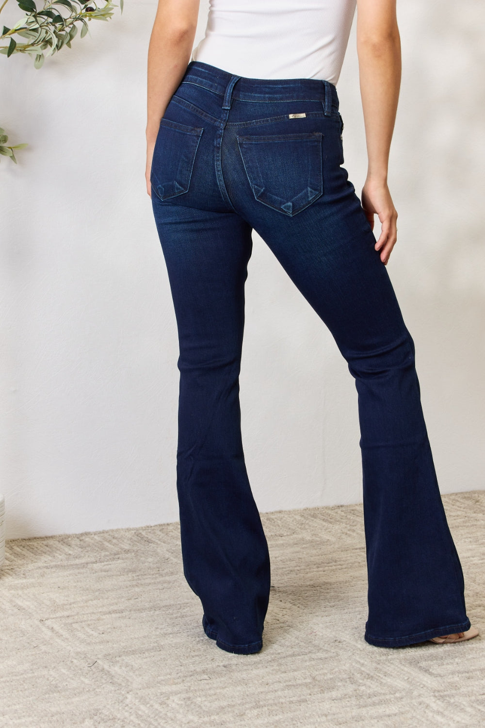 Stilla | Full Size Mid Rise Flare Jeans på udsalg