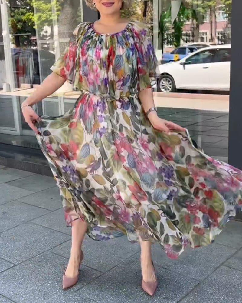 Stilla | Maxi Kjole Blomsterprint Rund Hals Korte Ærmer Let Og Luftig Pasform Levere