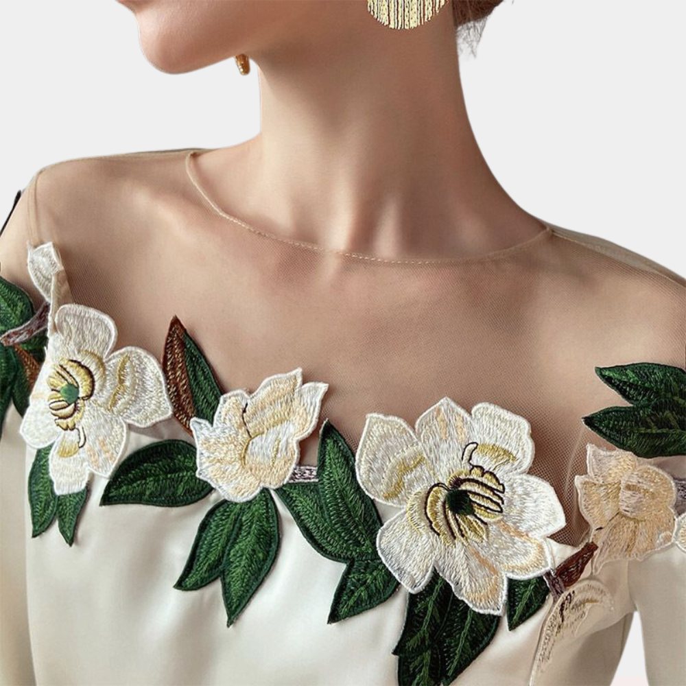 Stilla | Elegant bluse med blomster til damer