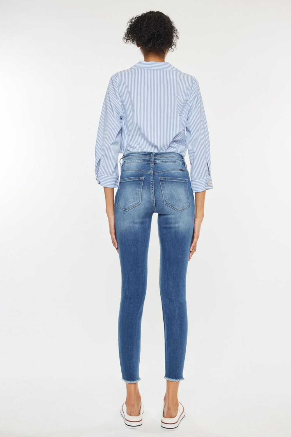 Stilla | Distressed Raw Hem Høj Talje Jeans