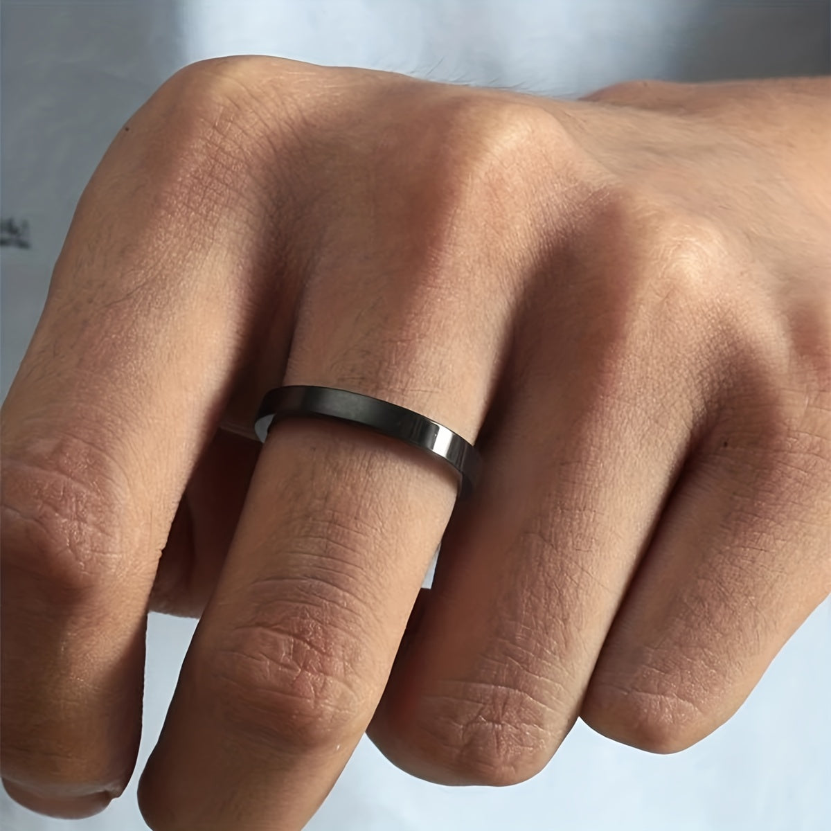 Stilla | Skinnende Rustfrit Stålring Med Bue Design