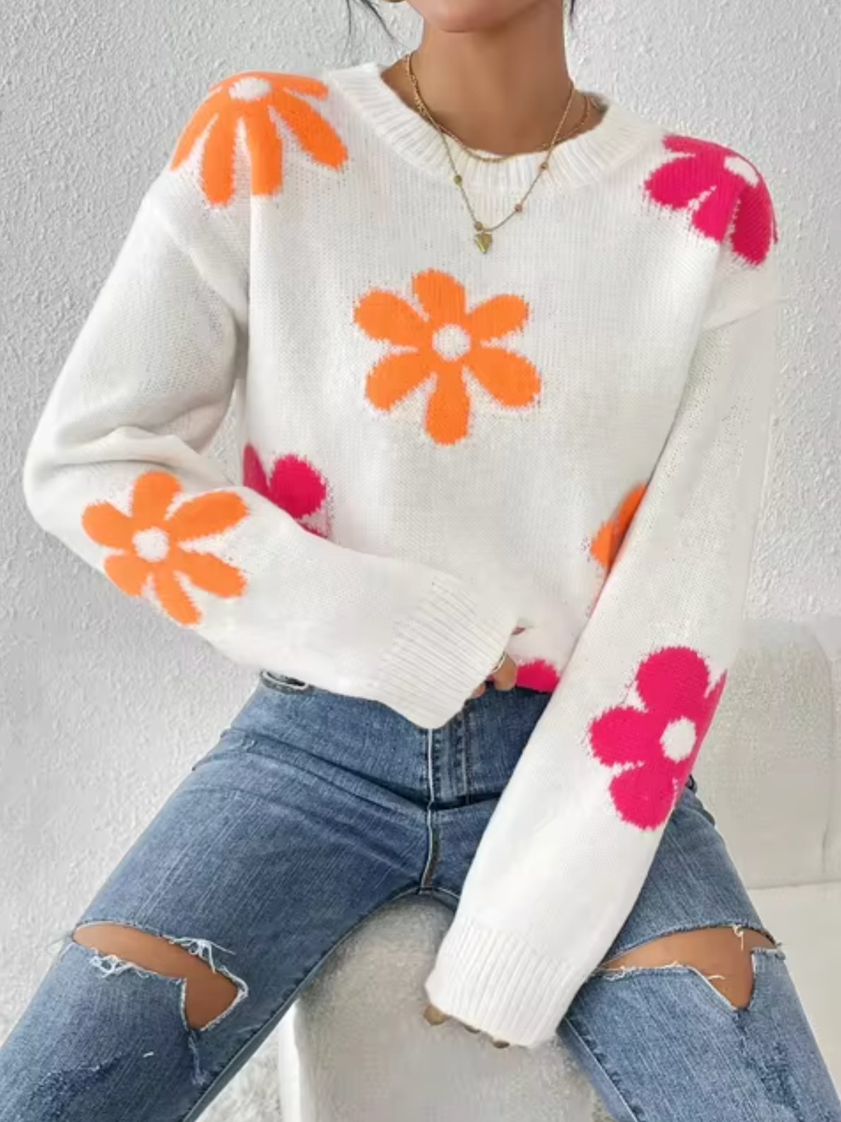 Stilla | Striktrøje med blomsterdesign