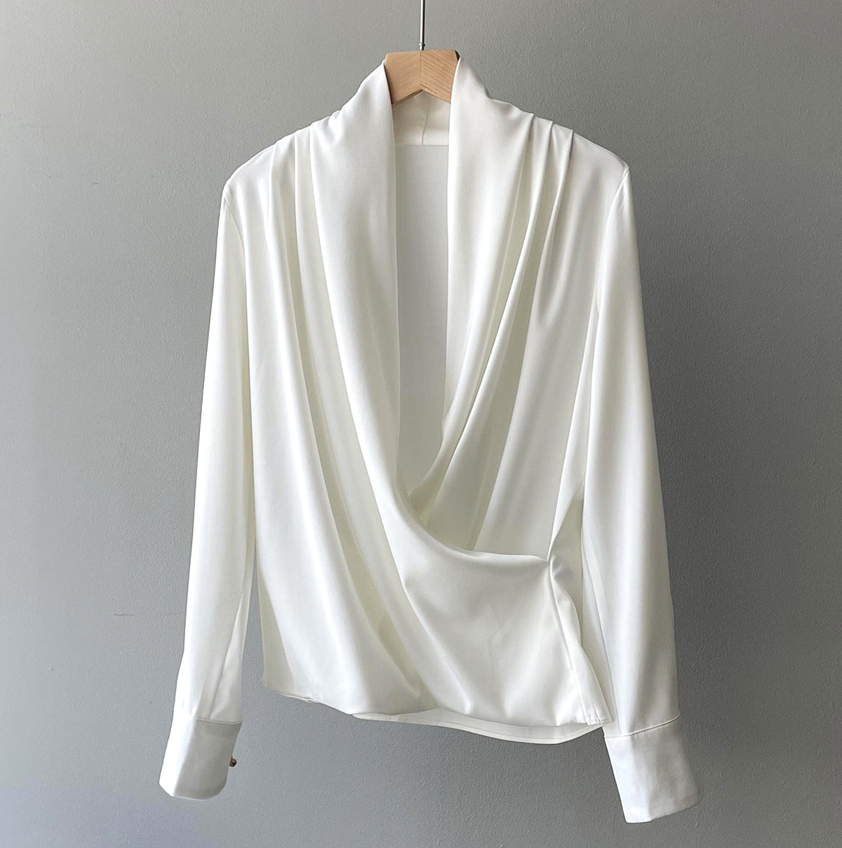 Stilla | Glat Satin Bluse