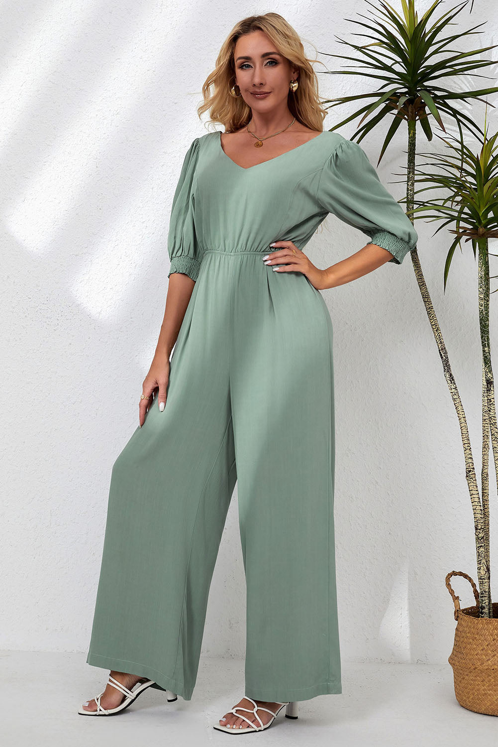 Stilla | Neck Halv Ærme Jumpsuit