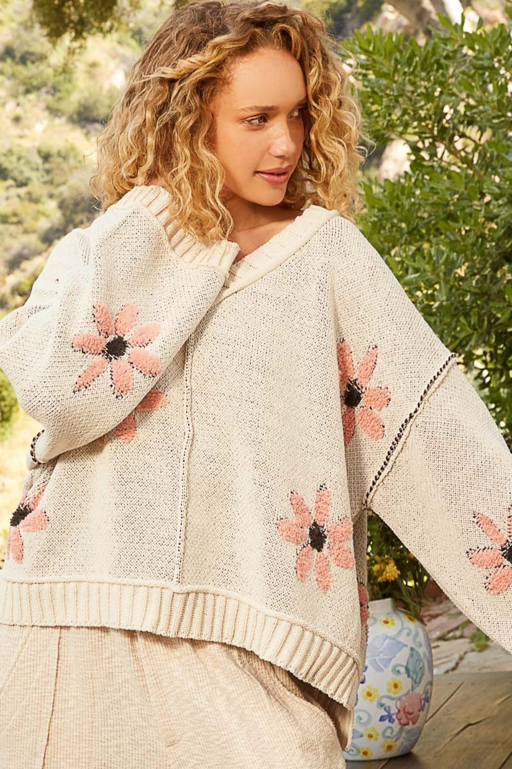 Stilla | V-Hals Blomstret Chenille Sweater på udsalg
