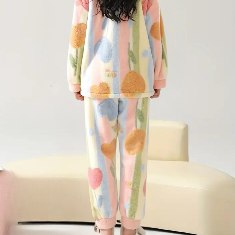 Stilla | Varmt og trendy pyjamassæt til kvinder