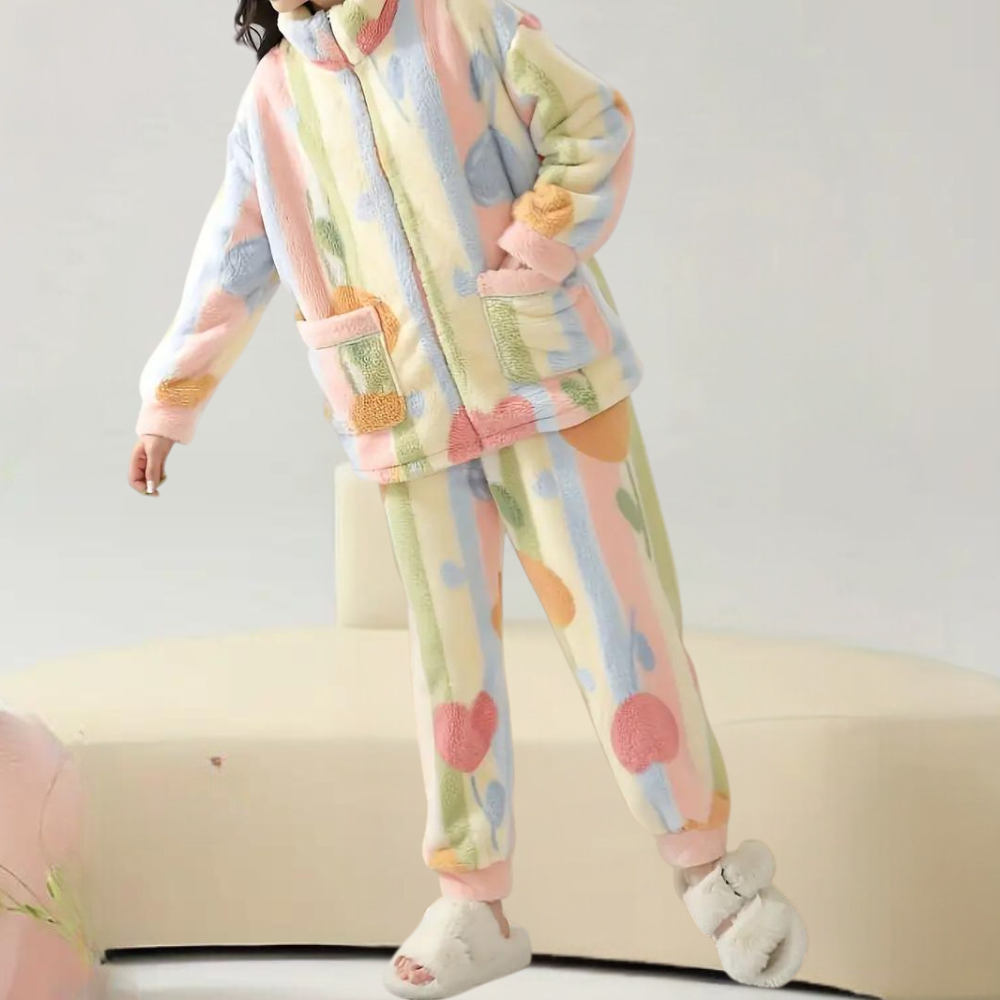 Stilla | Varmt og trendy pyjamassæt til kvinder