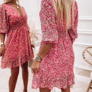 Stilla | Charmerende Kjole Med Blomsterprint Hot på udsalg