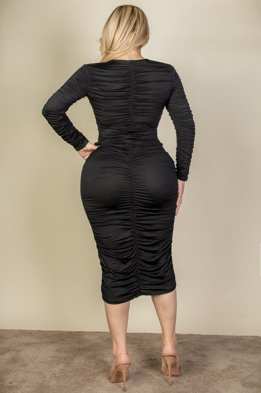 Stilla | Plus Size Rynket Langærmet Midi Kjole Online salg