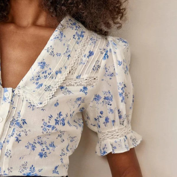 Stilla | vintage blomstret bluse med blondekant Levere