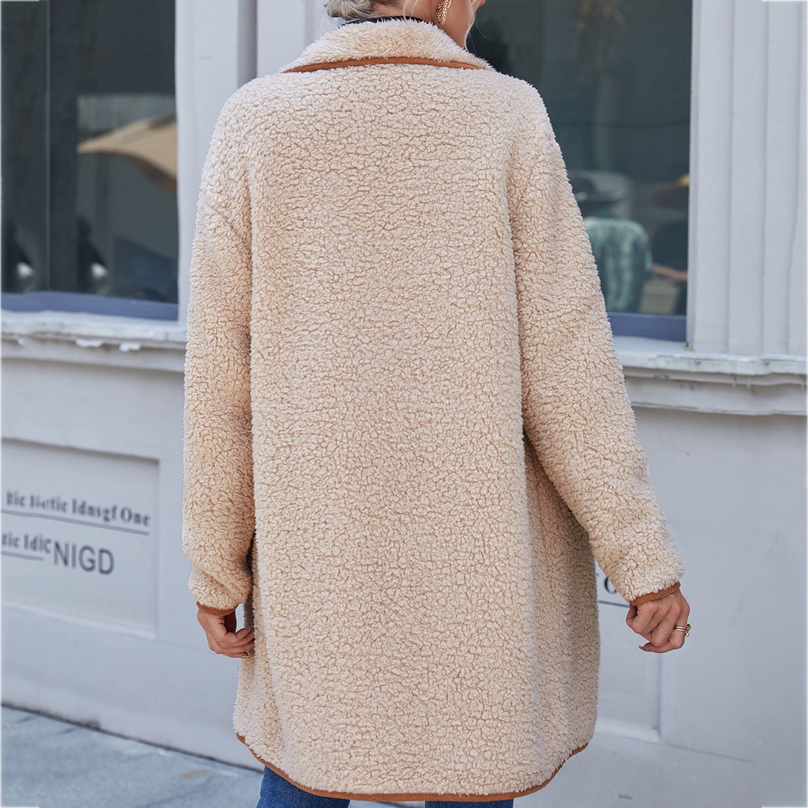 Stilla | Luksus Trenchcoat i Velvet til Kvinder Mode