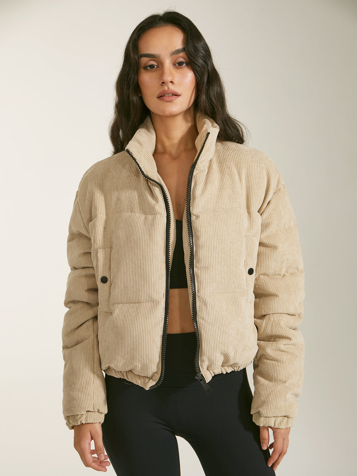Stilla | Beige farvet damjakke Online Hot Salg